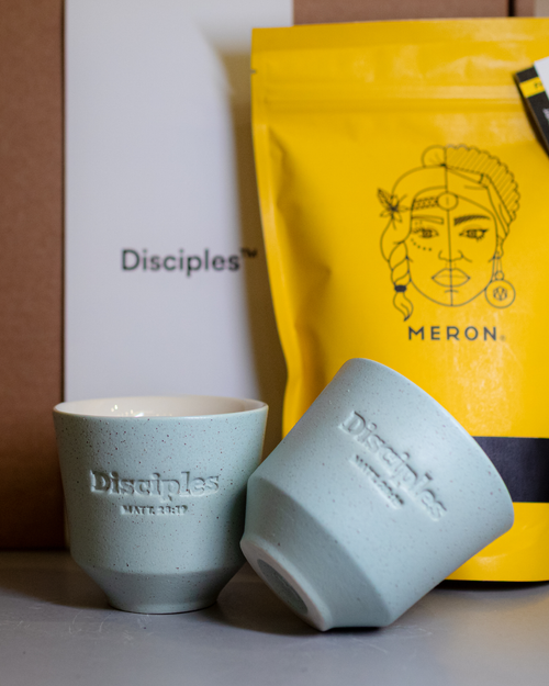 disciples coffee gift set - 2 cups + brazil sarava (250g)